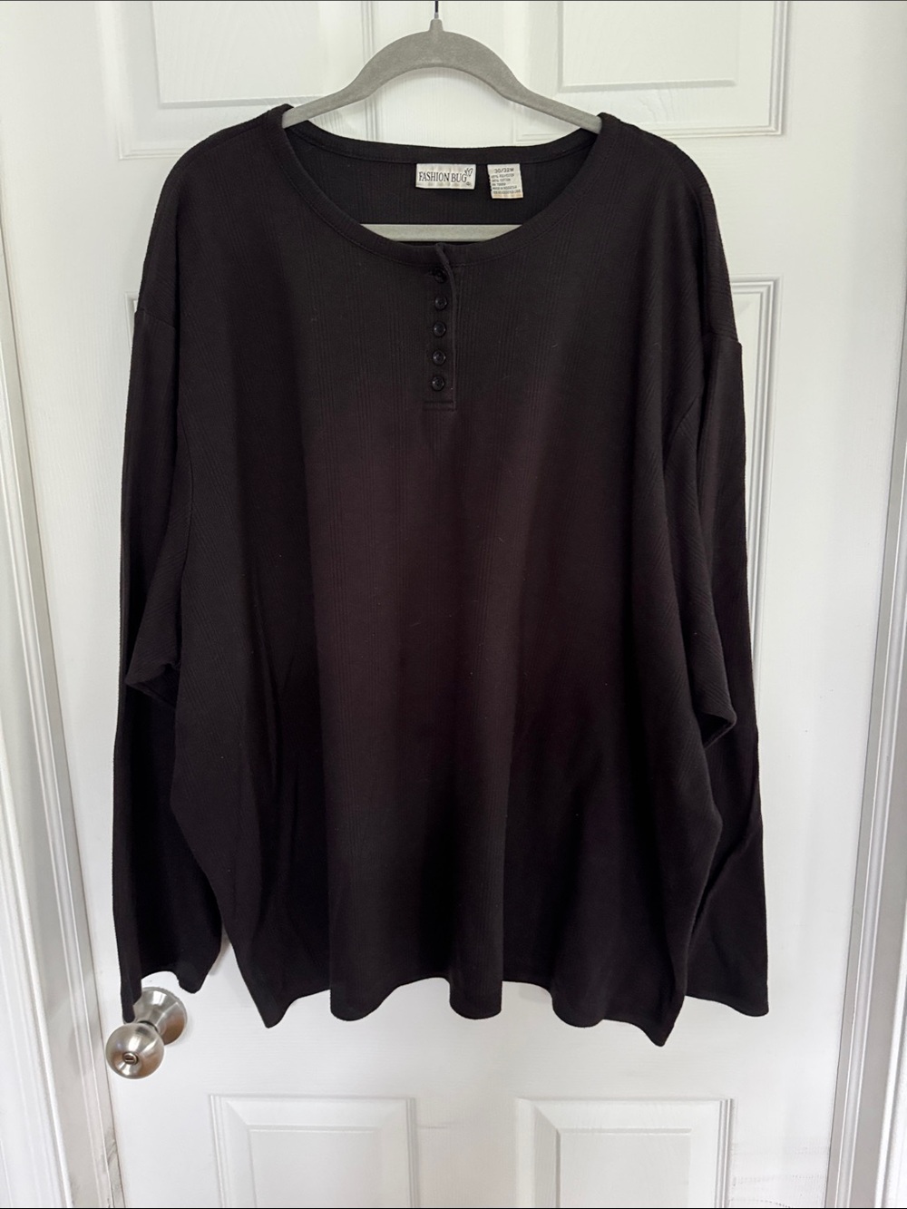 Black Long-Sleeve Ribbed Shirt